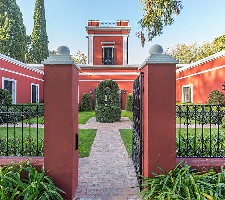 Enjoy the hospitality of an historic estancia close to Buenos Aires