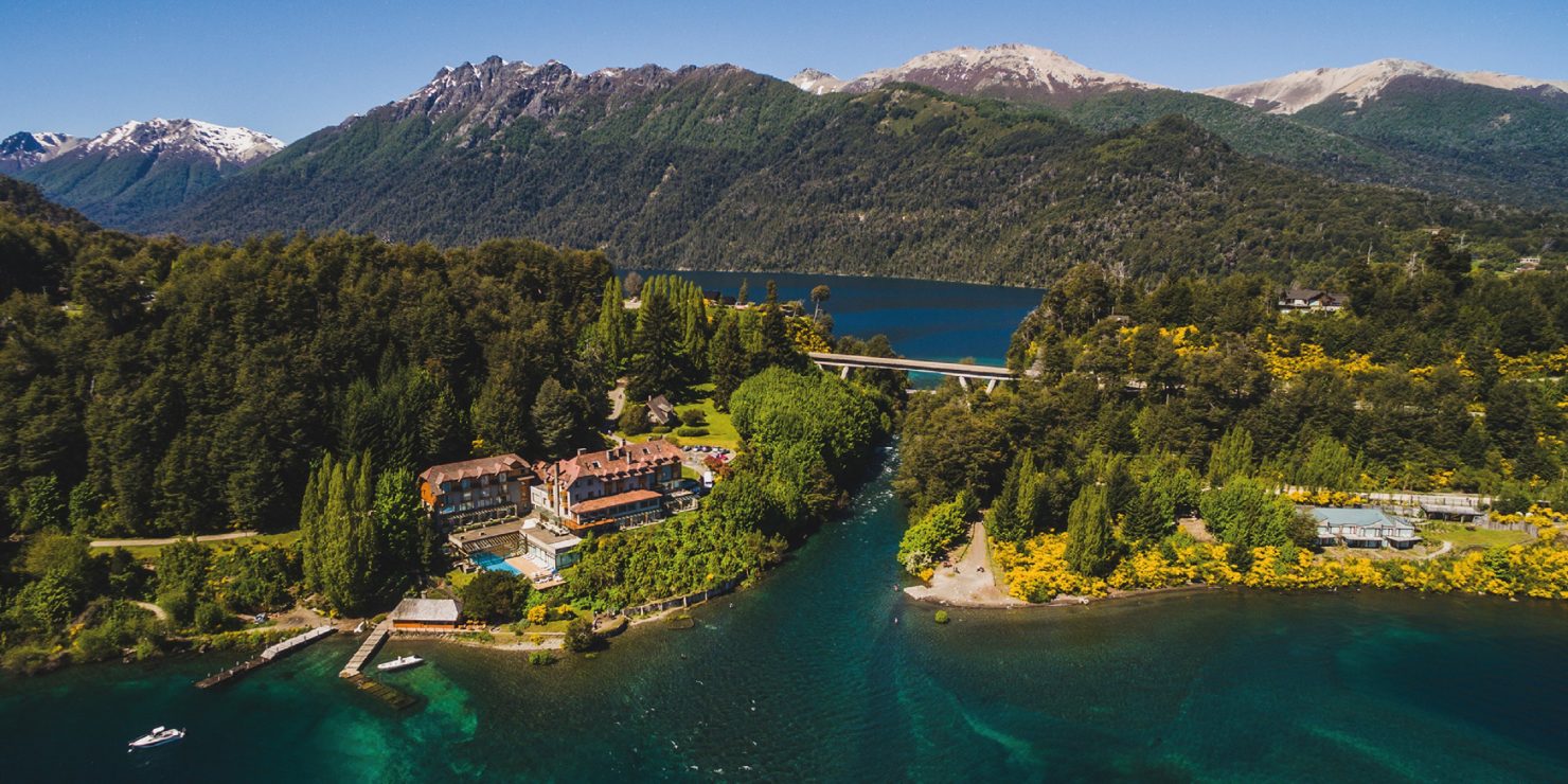 Hotel in Seven Lakes Route